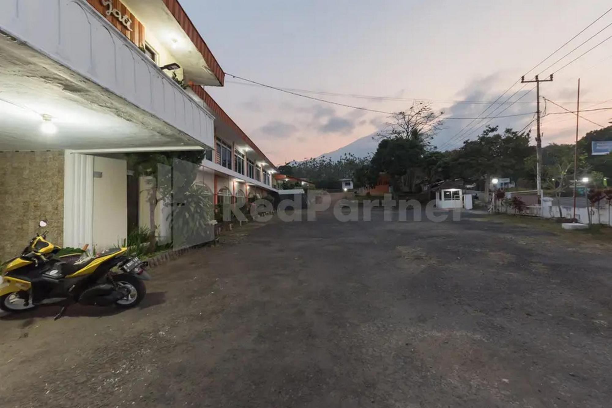 Hotel Linggarjati Near Natural Park Twa Linggarjati 外观 照片
