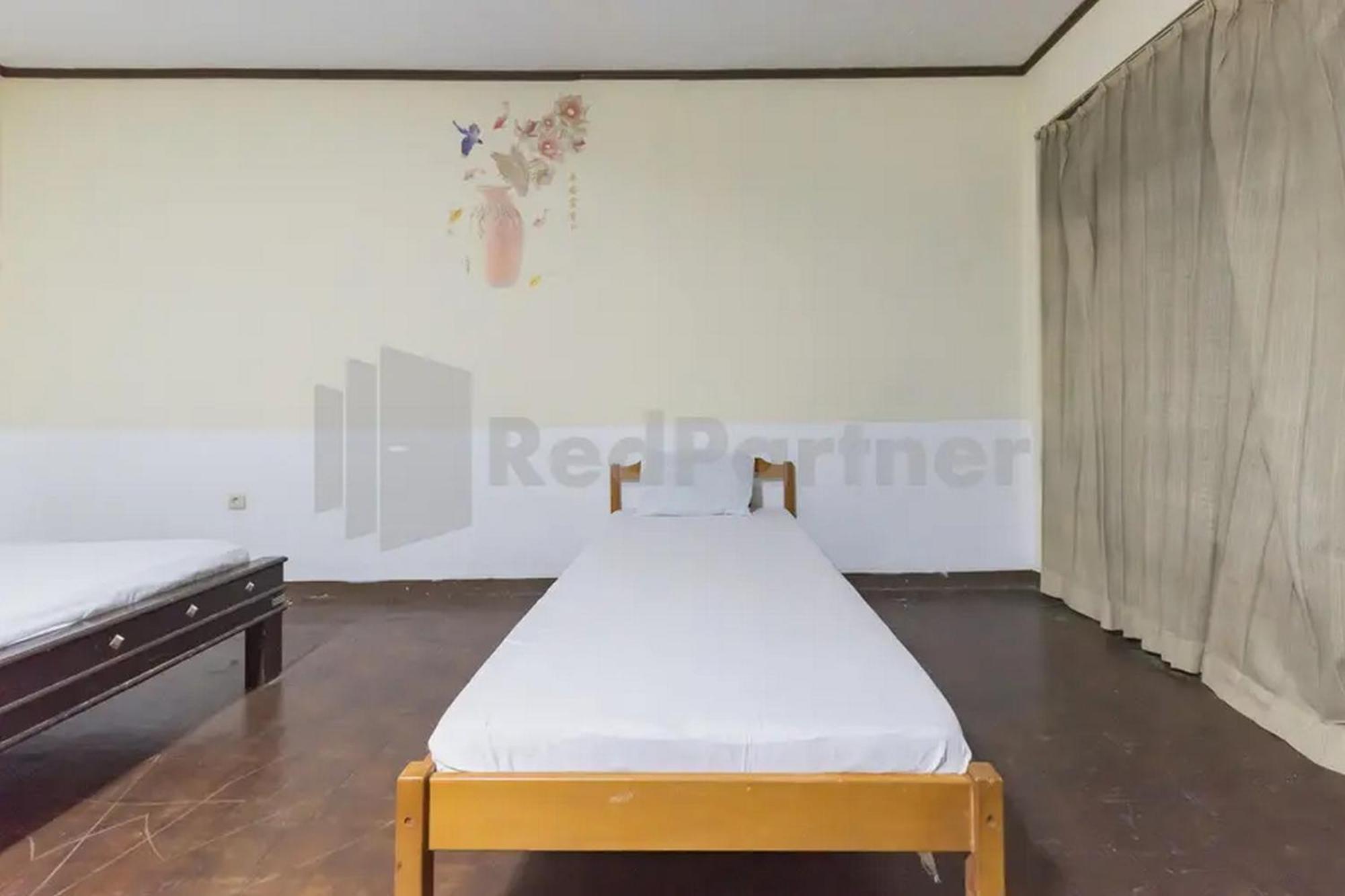 Hotel Linggarjati Near Natural Park Twa Linggarjati 外观 照片